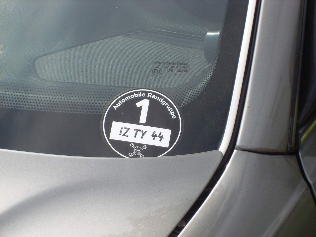 SL386749.JPG